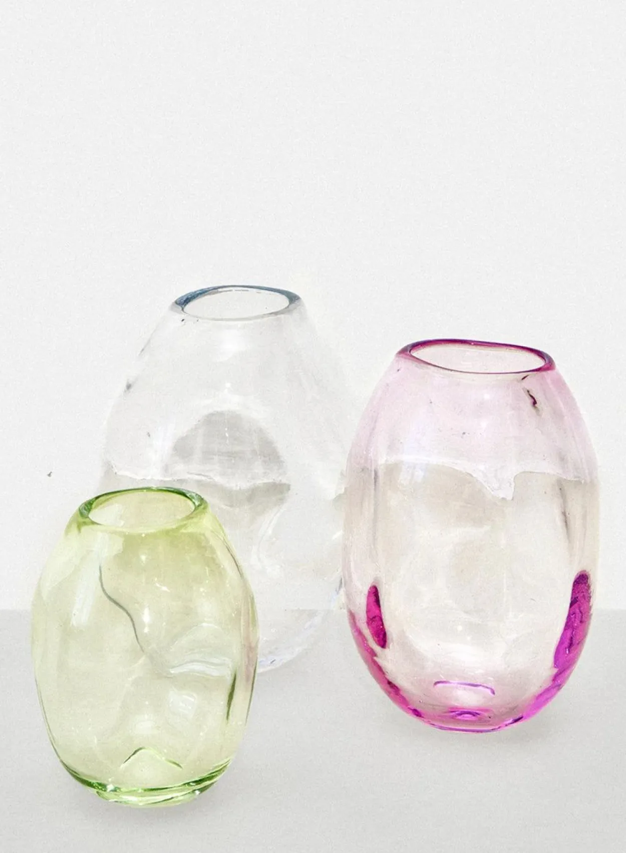 SUSAN BIJL Kitchen & Tableware^Addled Vase Coca, Large, Nienke Sikkema - Rira Objects