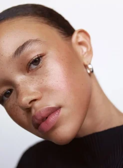 SUSAN BIJL Make-Up^Duras - Manasi 7