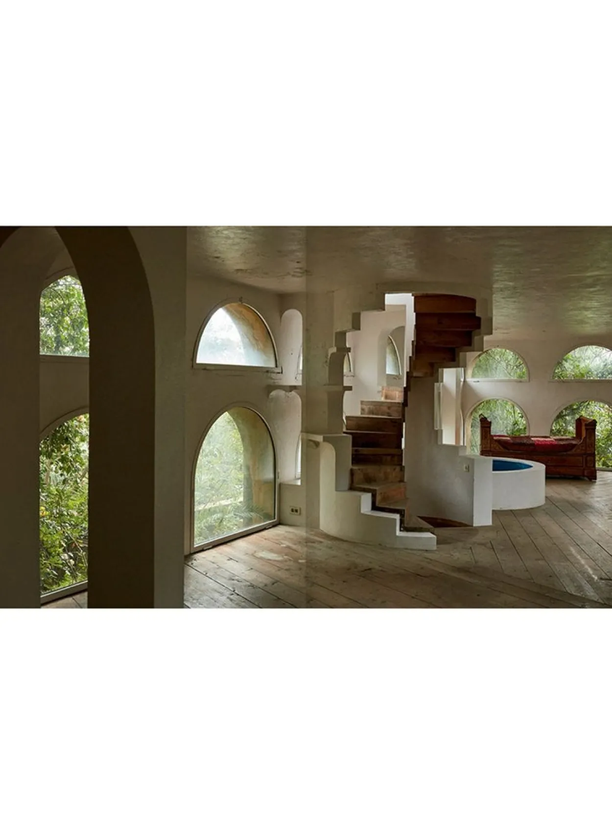 SUSAN BIJL Tijdschriften & Boeken^The House Of Xavier Corbero - Apartamento