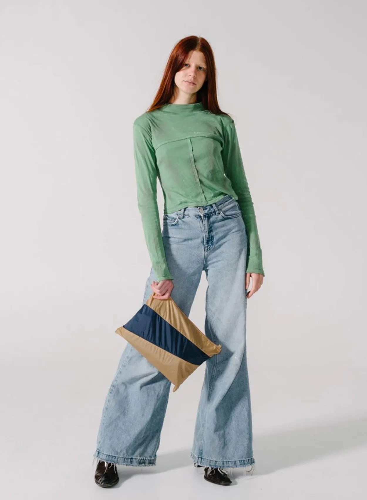 SUSAN BIJL The New Pouch^The New Pouch Camel & Navy Large