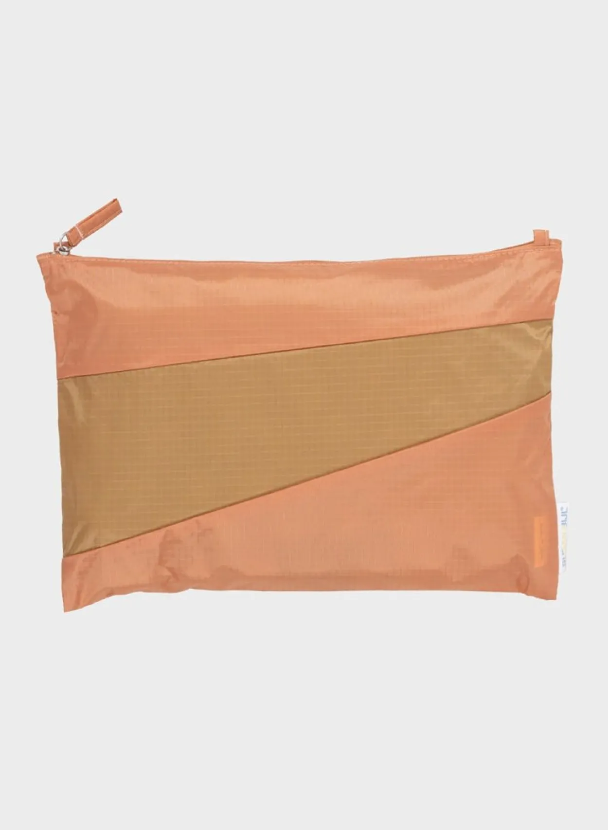 SUSAN BIJL The New Pouch^The New Pouch Fun & Camel Alert Large