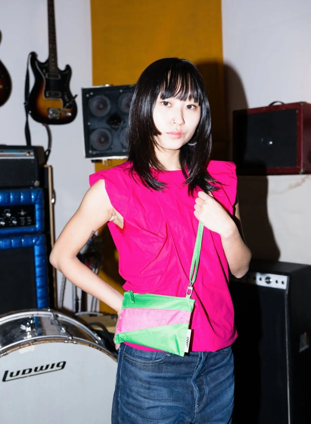 SUSAN BIJL The New Pouch^The New Pouch Greenscreen & Fluo Pink Small
