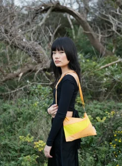 SUSAN BIJL The New Pouch^The New Pouch Reflect & Sport Medium