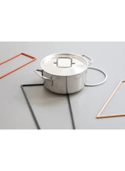 SUSAN BIJL Kitchen & Tableware^Trivets, Black - Muller Van Severen